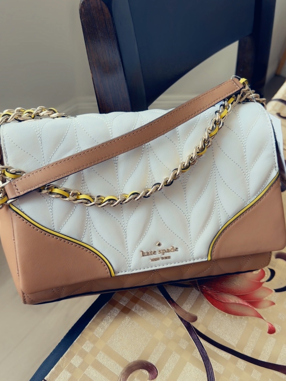 kate spade White and Blush Quilted Chain Shoulder Bag with Gold Hardware - Picture 5 of 5